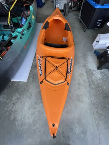 10-foot Sun Dolphin Aruba Kayak, for Fishing/General Use